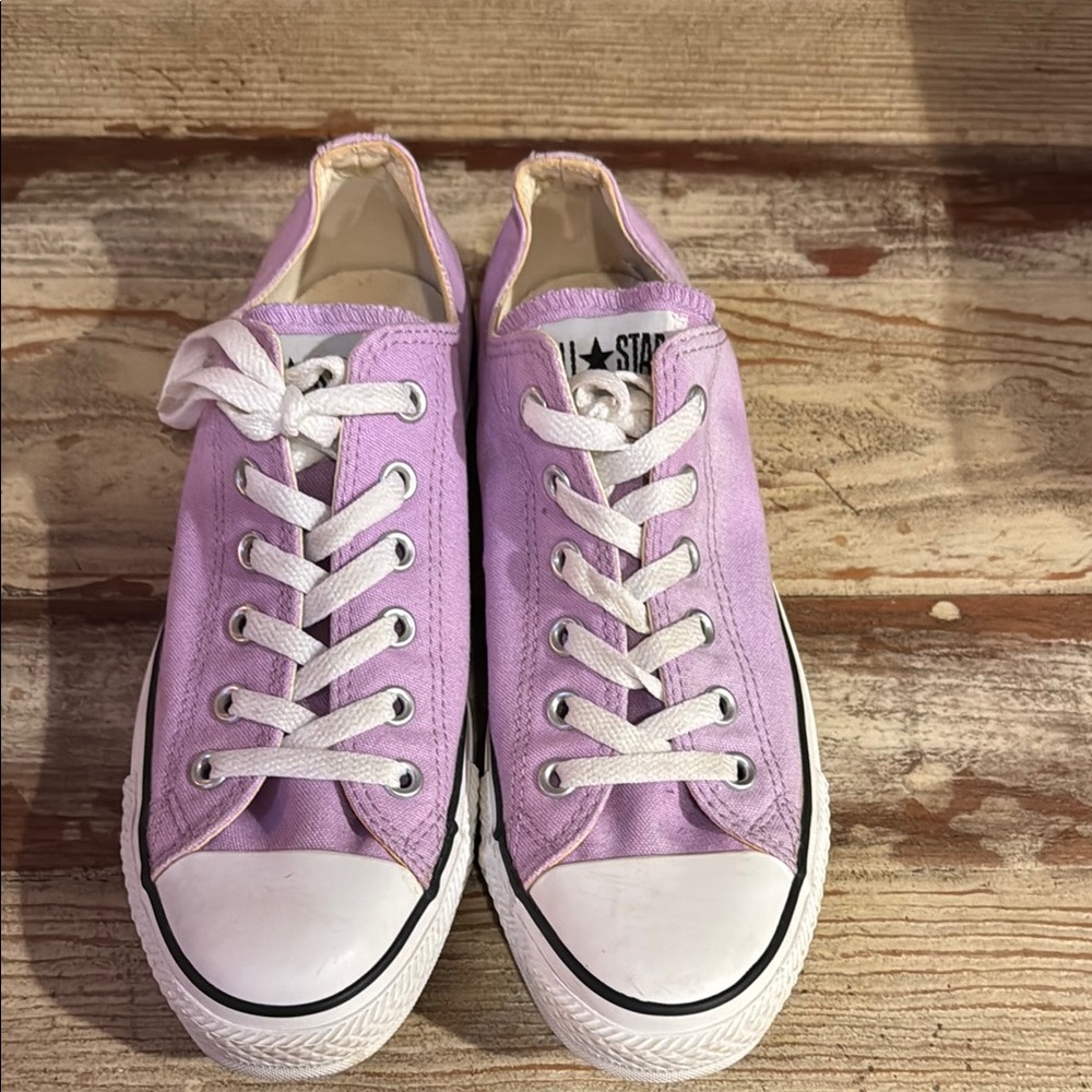 Converse Women's Lavender Sneakers